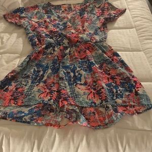 Short jumpsuit perfect for all occasions Multi-color